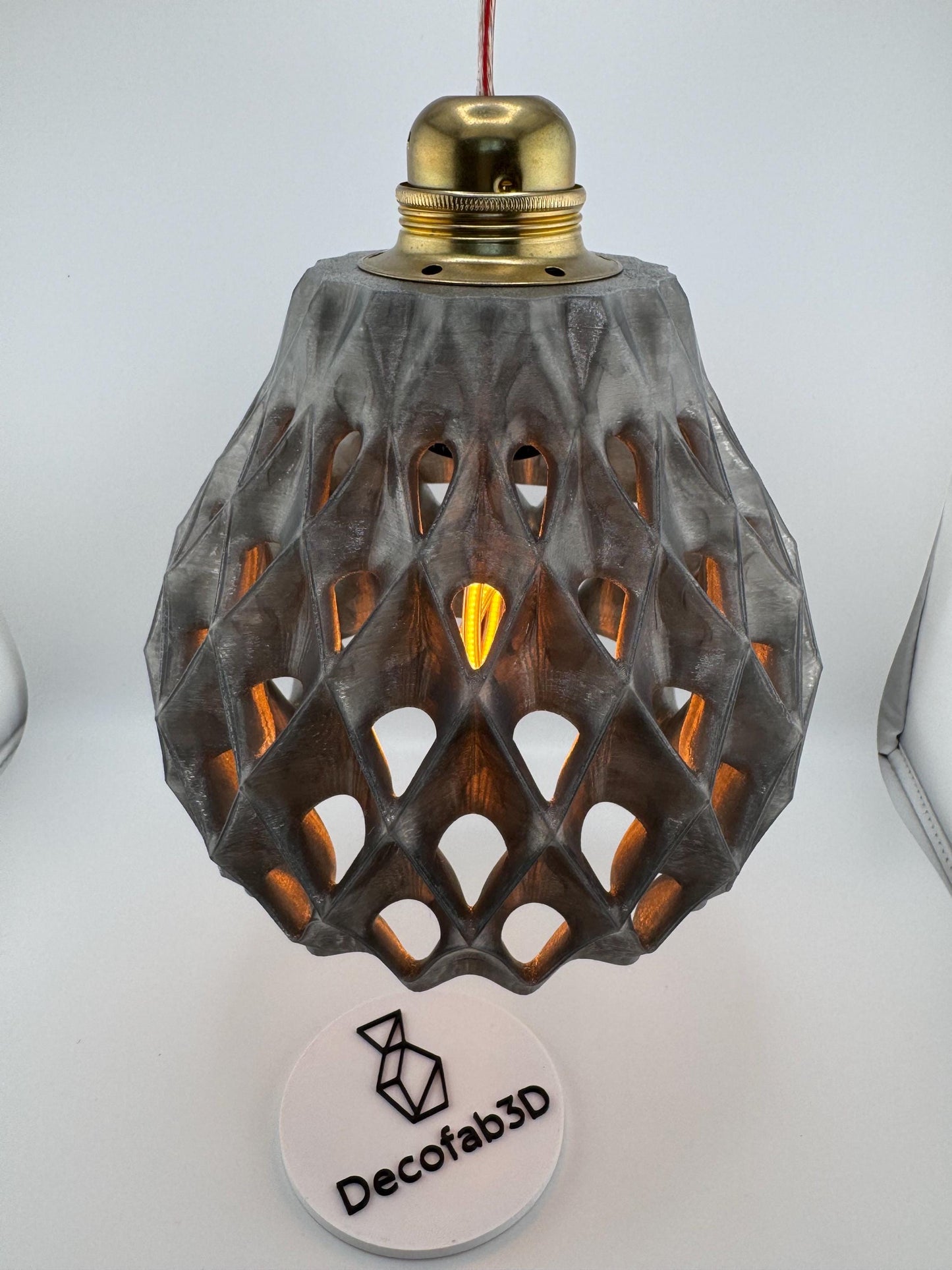 Abat-jour Cone – suspension ajourée noire translucide