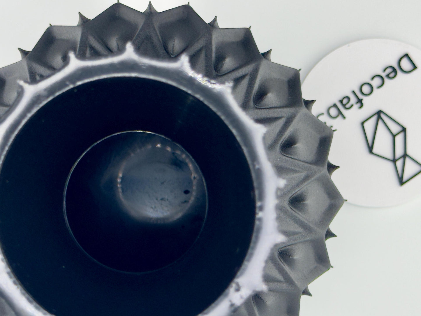 Vase Petal – vase géométrique noir mat étanche et durable