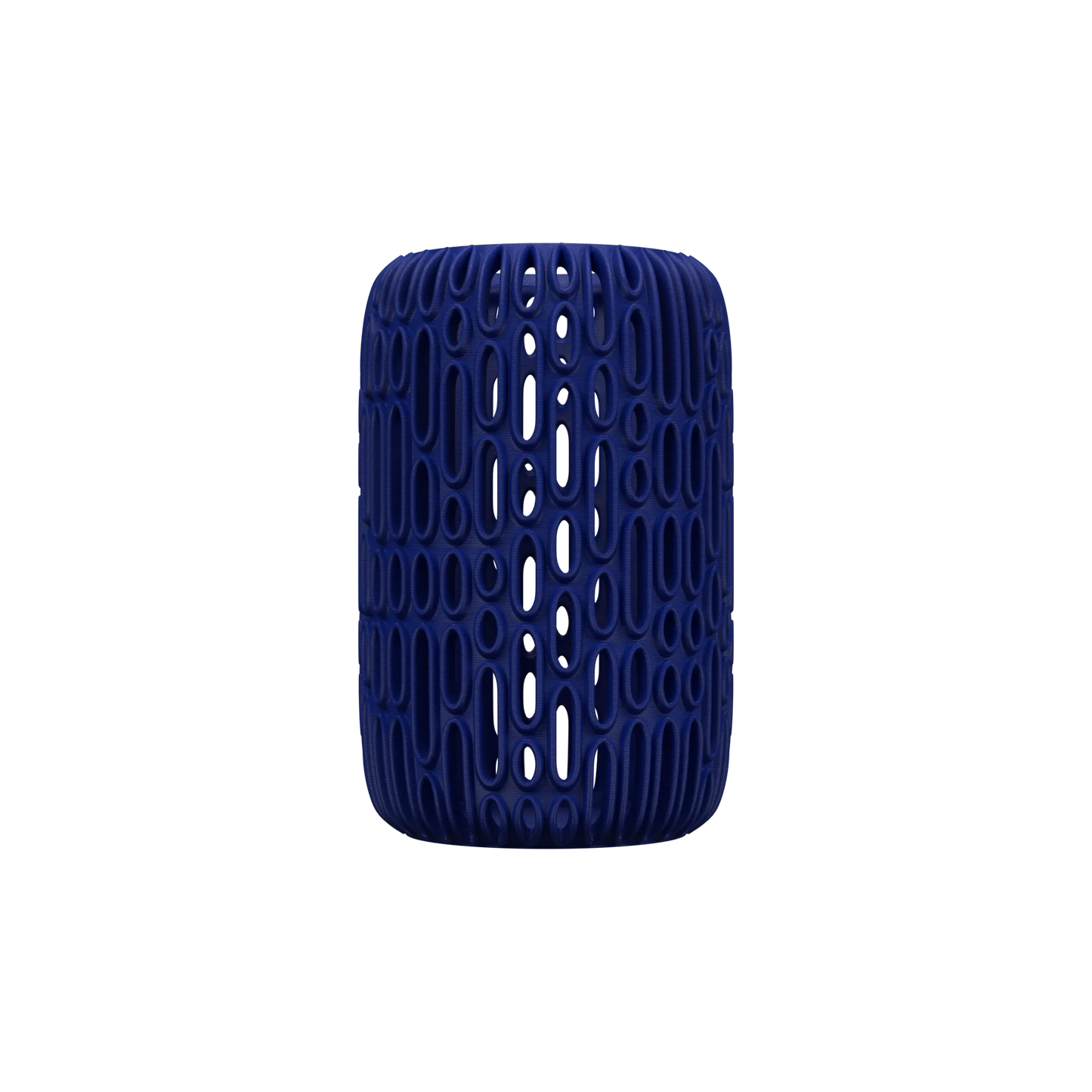 Vase bleu marine moderne avec surface ajourée en motif géométrique allongé, forme cylindrique arrondie.