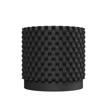 Pot décoratif cylindrique noir mat avec surface texturée en relief géométrique carré, design moderne et élégant.