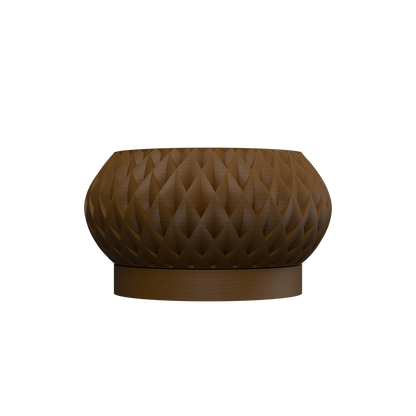 Pot décoratif brun en forme arrondie avec surface texturée en motif losange et base lisse circulaire.