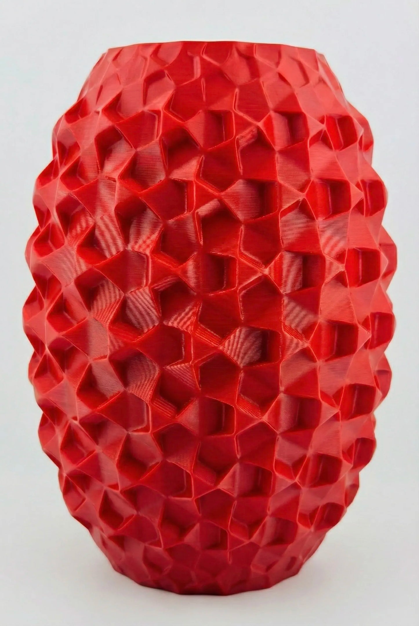 Vase Cobble – vase texturé étanche au design minéral - Vase rouge sculptural au design géométrique et organique avec texture minérale unique, style contemporain. - Vert foncé