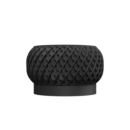 Pot décoratif noir mat en résine avec surface texturée en relief formant un motif de losanges entrelacés, base plate lisse,.