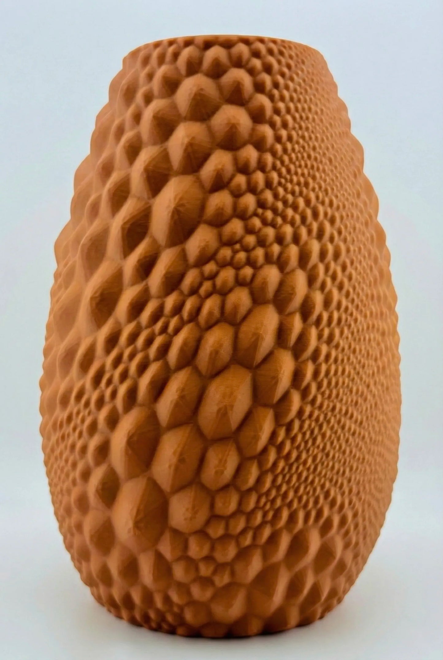 Vase Gato – vase texturé sculptural étanche design - Vase sculptural orange en céramique avec texture géométrique organique, design contemporain unique et étanche. - Anthracite