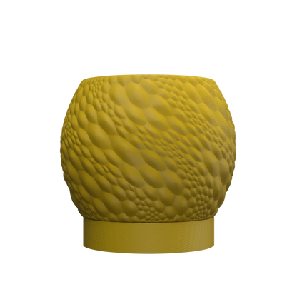 Pot décoratif jaune moutarde en matériau texturé avec motifs en relief et base lisse circulaire.