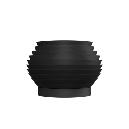 Pot décoratif noir mat à forme ronde avec surface striée horizontale et base légèrement évasée.
