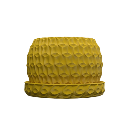 Pot décoratif hexagonal jaune moutarde avec surface géométrique en relief, accompagné d'un socle assorti rond à motifs.