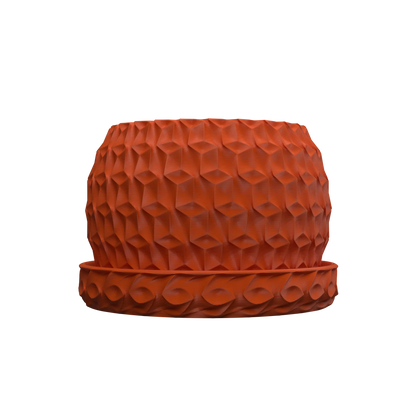 Pot décoratif hexagonal en résine rouge brique avec texture géométrique en relief couvrant toute la surface, base ronde.