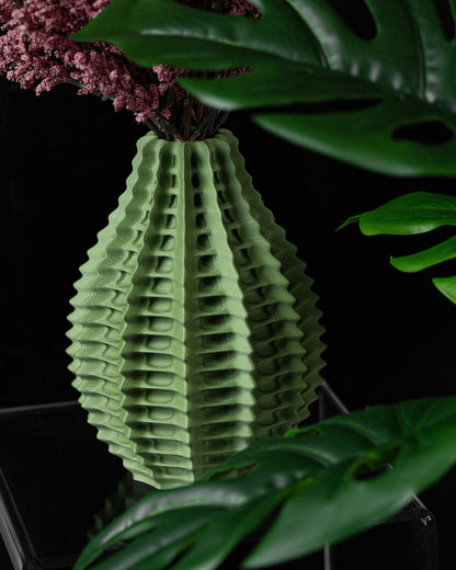 Vase Ribbed