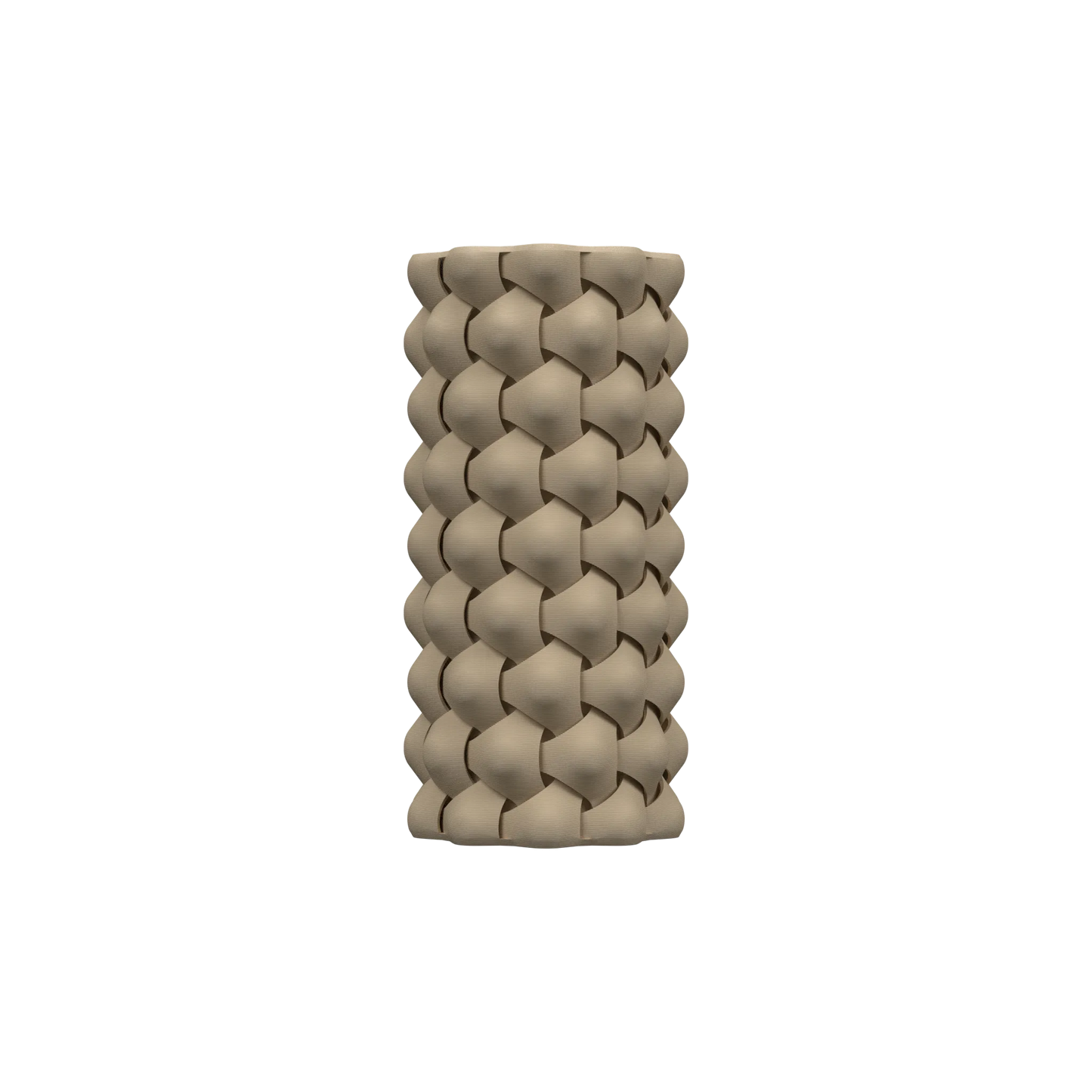Vase haut beige sculpté avec motif tressé tridimensionnel, surface mate et forme cylindrique élégante.