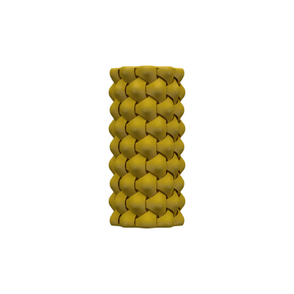 Vase cylindrique jaune aux tresses épaisses entrelacées formant une texture tridimensionnelle moderne et étanche.